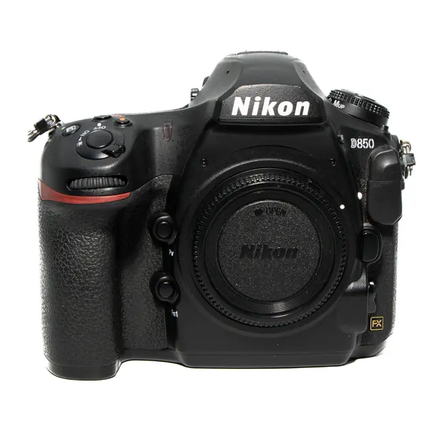 BRUKT Nikon D850 Tilstand: 3 | eksp. 