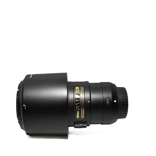 BRUKT Nikon AF-S 300mm f/4 PF ED VR Tilstand: 3 | Nikon F (FX) 