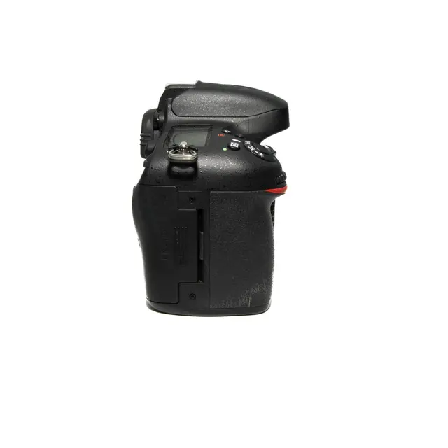 BRUKT Nikon D610 Tilstand: 3 |4698 eksp. 