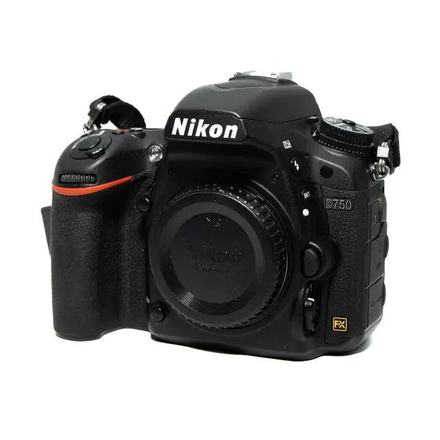 BRUKT Nikon D750 Tilstand: 2 |2964 eksp. 
