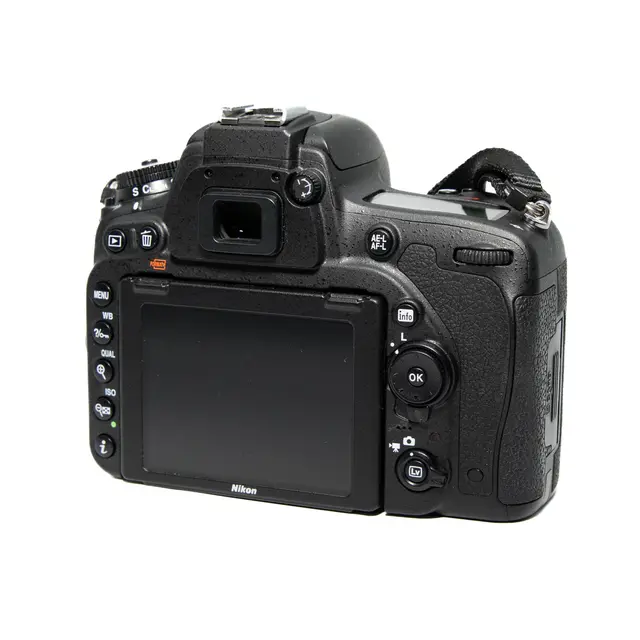 BRUKT Nikon D750 Tilstand: 2 |2964 eksp. 