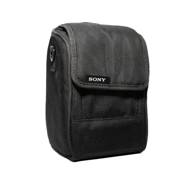 BRUKT Sony FE 24-70mm f/2.8 GM Tilstand: 2 | Sony FE 