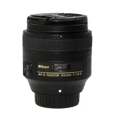 BRUKT Nikon 85mm f/1.8 G Tilstand: 3 | Nikon F (FX)