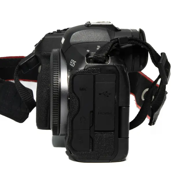 BRUKT Canon EOS R5 Tilstand: 3 |58000 eksp. 