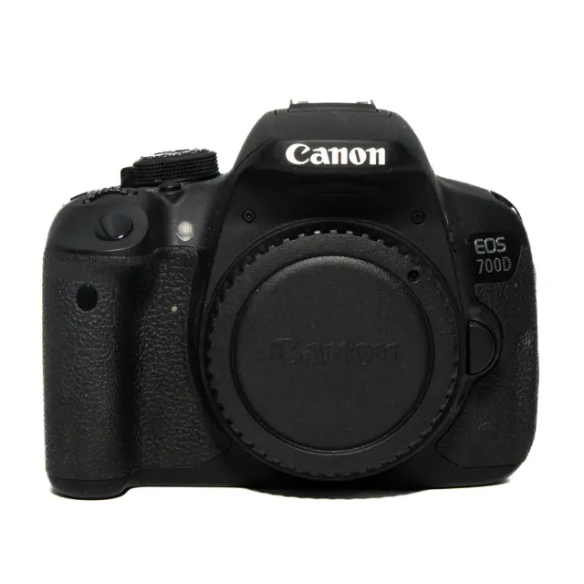 BRUKT Canon EOS 700D Tilstand: 3 | eksp. 