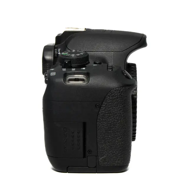 BRUKT Canon EOS 700D Tilstand: 3 | eksp. 