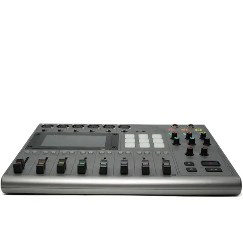 BRUKT Zoom PodTrak P8 Tilstand: 3