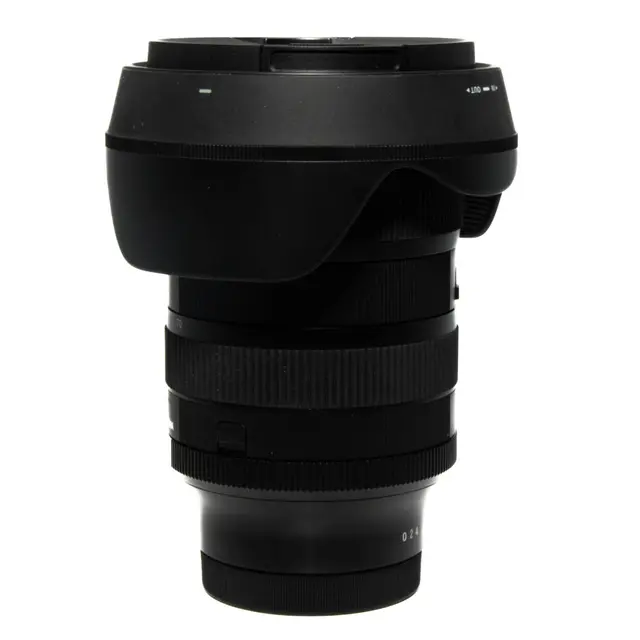 BRUKT Sigma 24-70mm f/2.8 DG DN II Tilstand: 2 | Sony E 