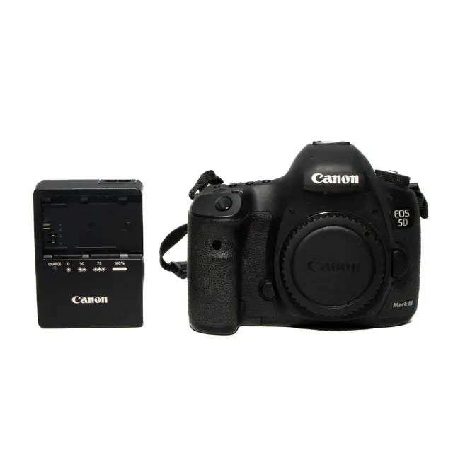 BRUKT Canon EOS 5D Mark III Tilstand: 3 |47488 eksp. 