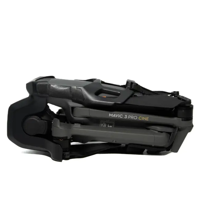 BRUKT DJI Mavic 3 Pro Cine Premium Combo Tilstand: 2 