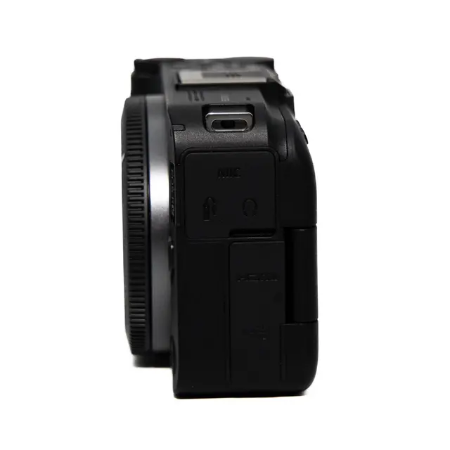 BRUKT Canon EOS R50 V m/14-30mm f/4-6.3 Tilstand: 1 | eksp. 