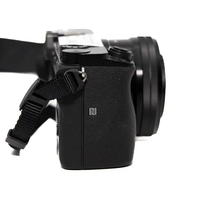 BRUKT Sony A6000 kit med 16-50mm Tilstand: 2 | eksp. 