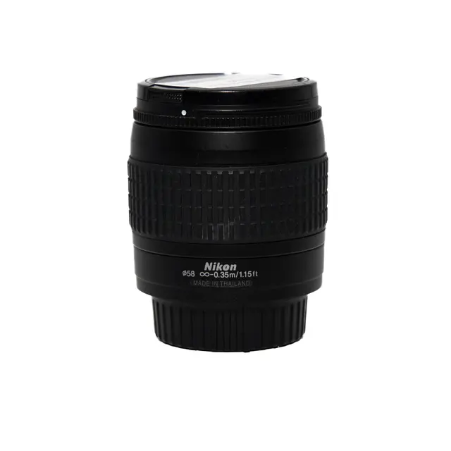 BRUKT Nikon AF Nikkor 28-80mm f/3.3-5.6G Tilstand: 3 | Nikon F (FX) 