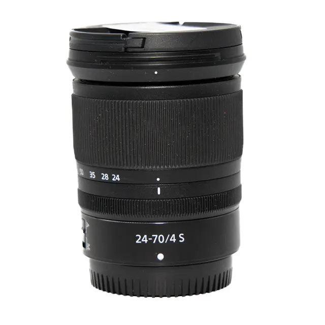 BRUKT Nikon Z 24-70mm f/4 S Tilstand: 3 | Nikon Z 