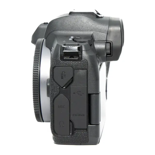 BRUKT Canon EOS R Tilstand: 2 |33000 eksp. 