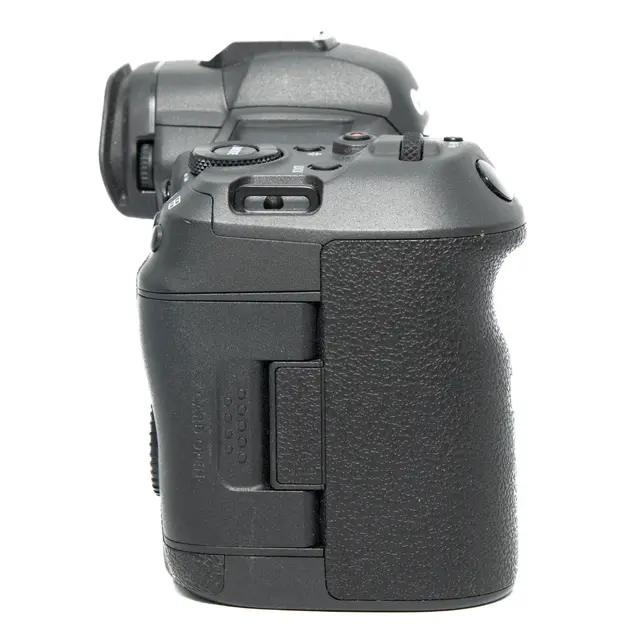BRUKT Canon EOS R5 Tilstand: 2 |3000 eksp. 