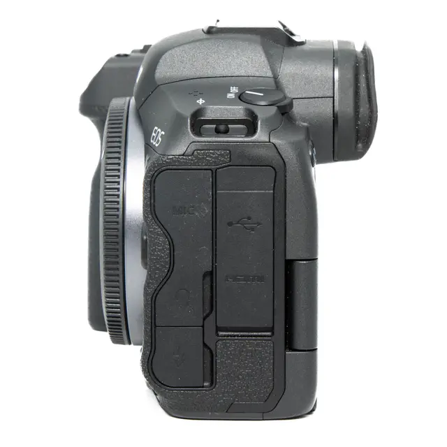 BRUKT Canon EOS R5 Tilstand: 2 |59000 eksp. 