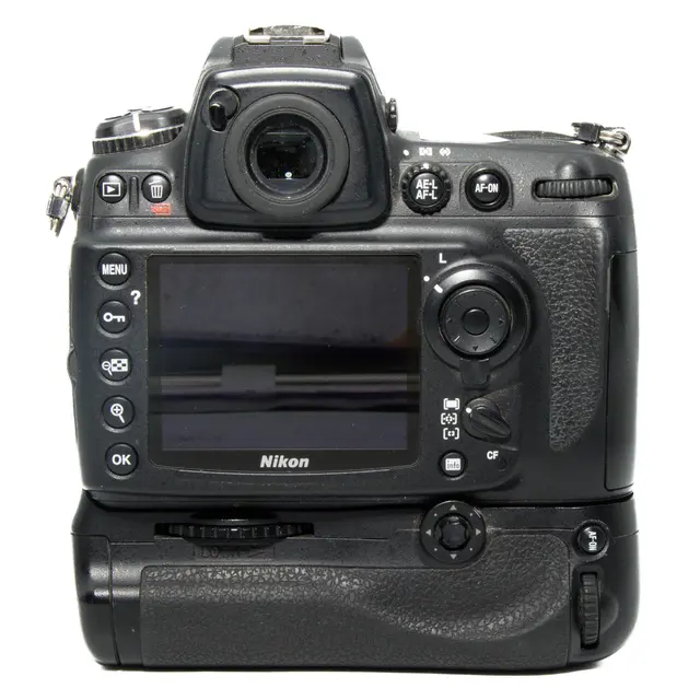 BRUKT Nikon D700 m/ batterigrep Tilstand: 3 |27174 eksp. 