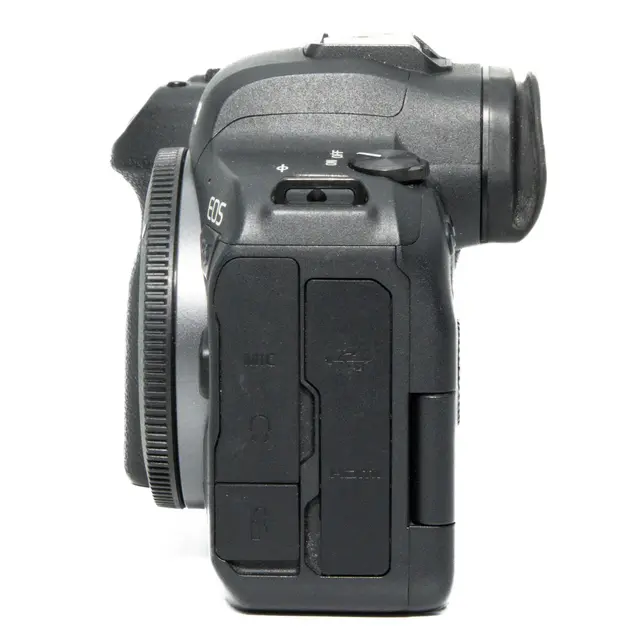 BRUKT Canon EOS R6 Tilstand: 3 |24000 eksp. 