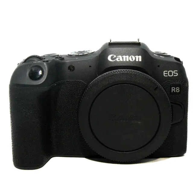 BRUKT Canon EOS R8 Tilstand: 3 |5000 eksp. 