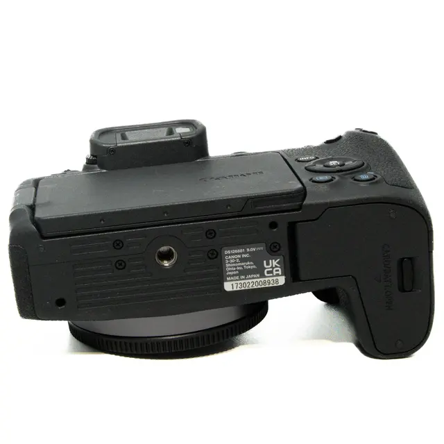 BRUKT Canon EOS R8 Tilstand: 3 |5000 eksp. 