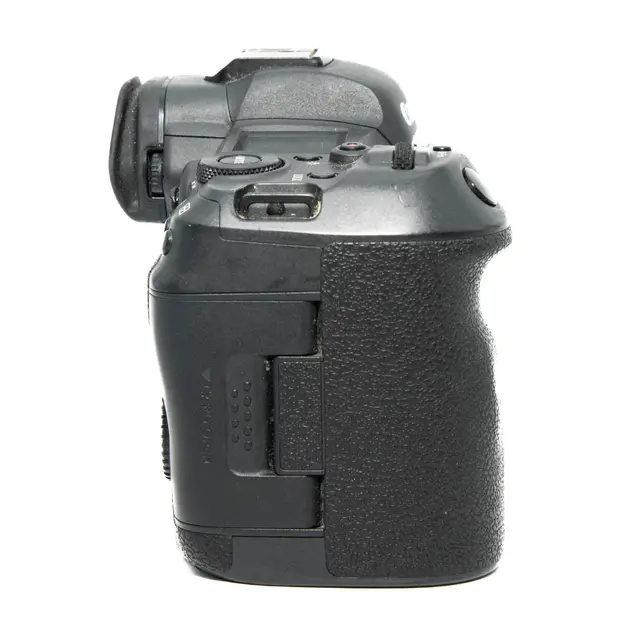 BRUKT Canon EOS R5 Tilstand: 3 |5000 eksp. 