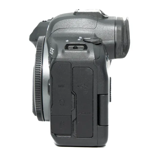 BRUKT Canon EOS R6 Tilstand: 2 |11000 eksp. 