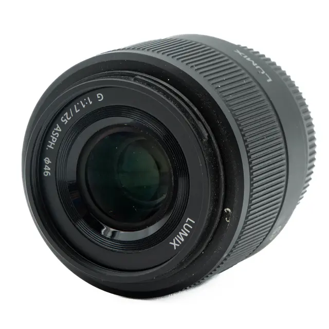 BRUKT Panasonic Lumix G 25mm f/1.7 ASPH Tilstand: 3 | MFT 