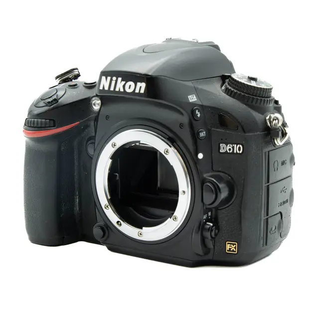 BRUKT Nikon D610 Tilstand: 4 | eksp. 