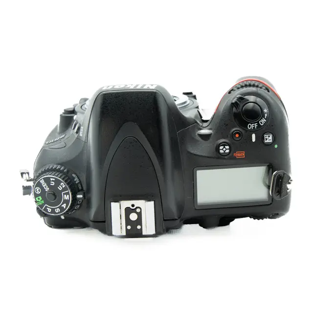 BRUKT Nikon D610 Tilstand: 4 | eksp. 