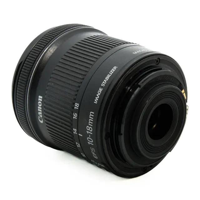 BRUKT Canon EF-S 10-18mm f/4.5-5.6IS STM Tilstand: 3 | Canon EF-S 