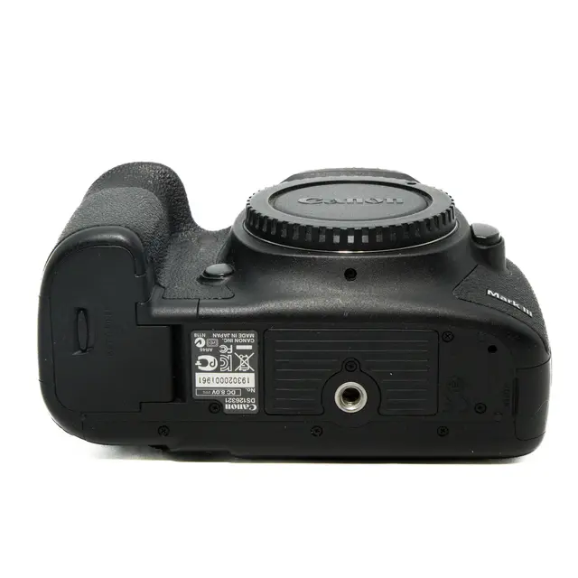 BRUKT Canon EOS 5D Mark III Tilstand: 3 |13550 eksp. 