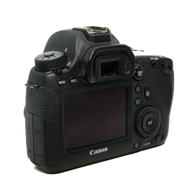 BRUKT Canon EOS 6D Tilstand: 3 |14183 eksp. 