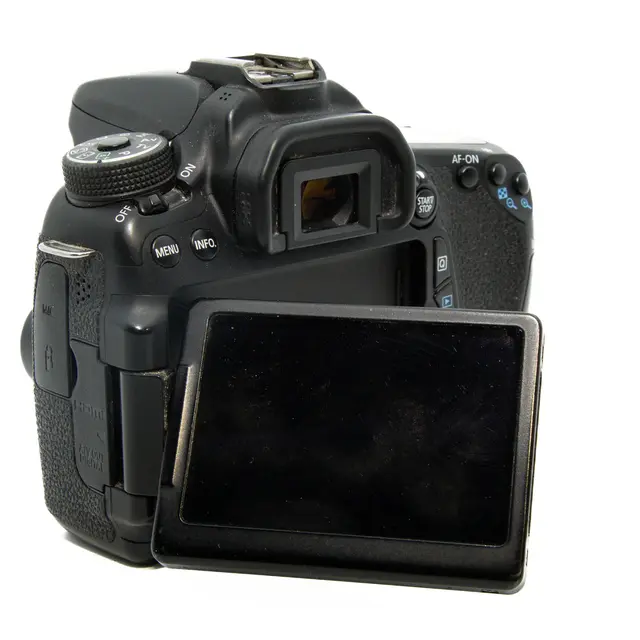 BRUKT Canon EOS 70D Tilstand: 3 |11571 eksp. 