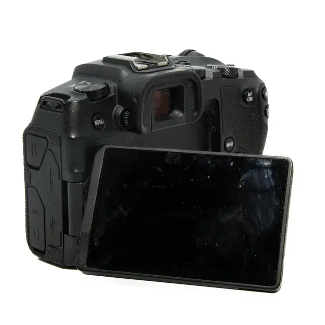 BRUKT Canon EOS RP Tilstand: 3 |32000 eksp. 