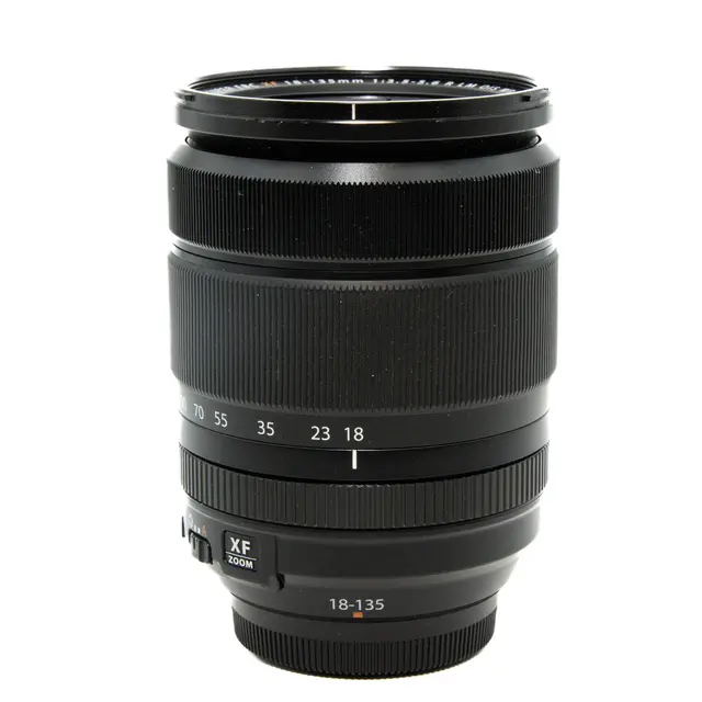 BRUKT Fujifilm XF 18-135mm f/3.5-5.6 R Tilstand: 2 | Fujifilm X 