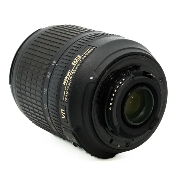 BRUKT Nikon AF-S 18-105mm f/3.5-5.6 G ED Tilstand: 3 | Nikon F (FX) 