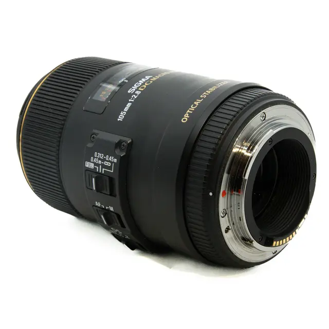 BRUKT Sigma 105mm 2.8 DG Macro Tilstand: 3 | Canon EF 
