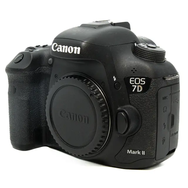BRUKT Canon EOS 7D Mark II Tilstand: 3 |11837 eksp. 