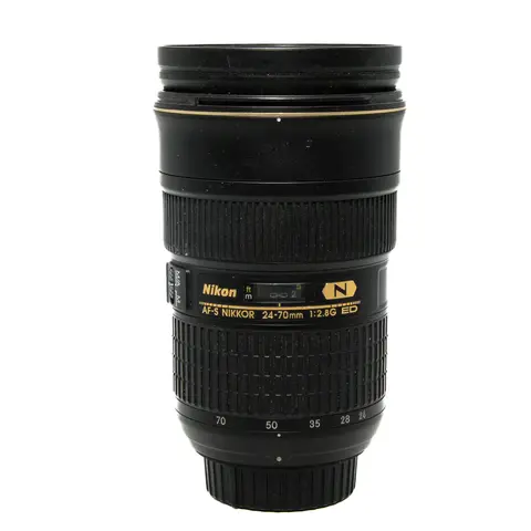 BRUKT Nikon AF-S 24-70mm f/2.8G IF-ED Tilstand: 2 | Nikon F (FX)