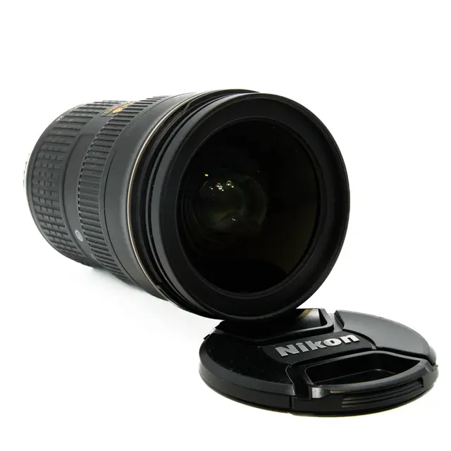 BRUKT Nikon AF-S 24-70mm f/2.8G IF-ED Tilstand: 2 | Nikon F (FX) 