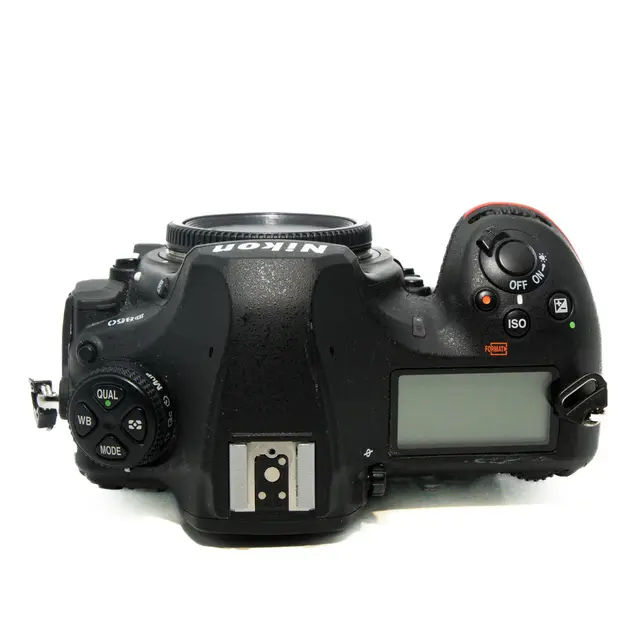 BRUKT Nikon D850 Tilstand: 2 |3903 eksp. 