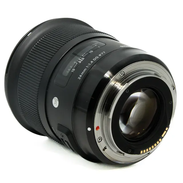 BRUKT Sigma 24mm f/1.4 DG DN Art Tilstand: 3 | Canon EF 