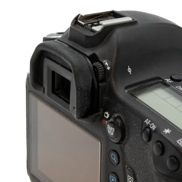 BRUKT Canon EOS 6D Tilstand: 2 |25753 eksp. 
