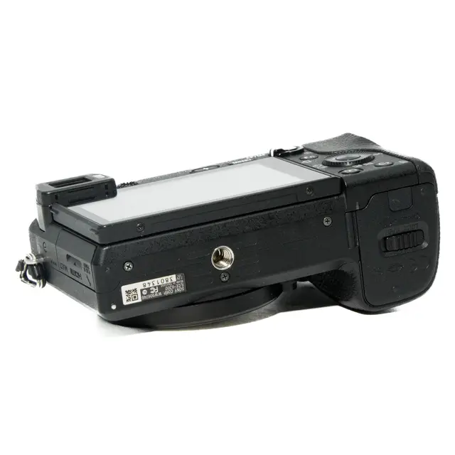 BRUKT Sony A6300 Tilstand: 3 | eksp. 