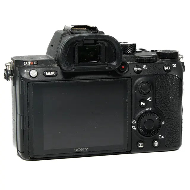 BRUKT Sony A7R III Tilstand: 3 |30907 eksp. 