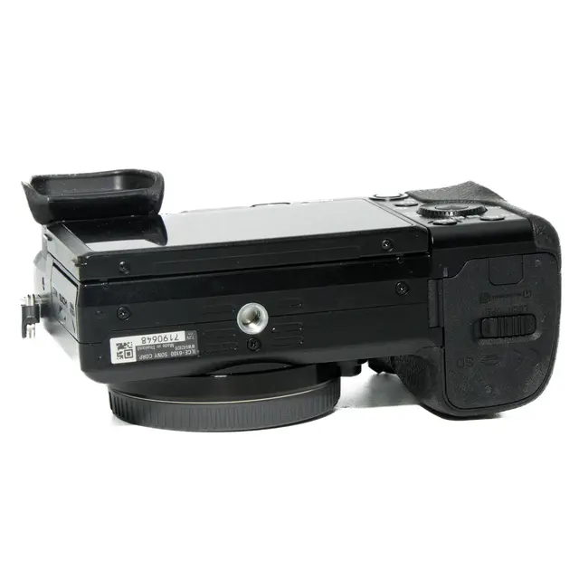 BRUKT Sony A6100 Tilstand: 2 |764 eksp. 