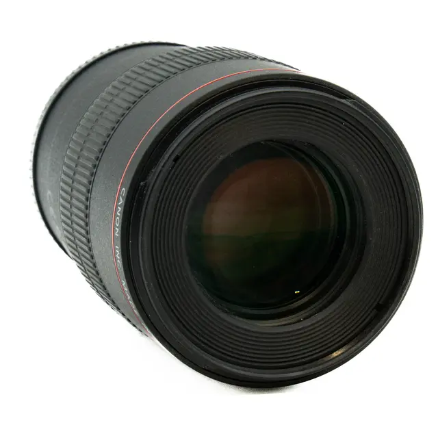 BRUKT Canon EF 100mm f/2.8 L IS USM Tilstand: 2 | Canon EF 