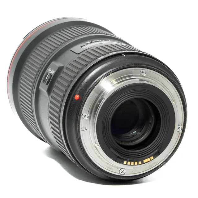 BRUKT Canon EF 16-35mm f/2.8 L USM III Tilstand: 3 | Canon EF 