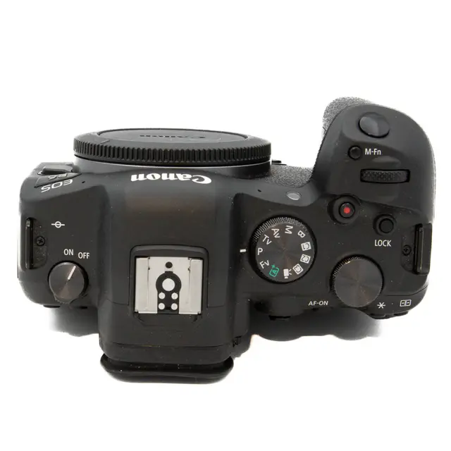 BRUKT Canon EOS R6 Tilstand: 1 |3000 eksp. 